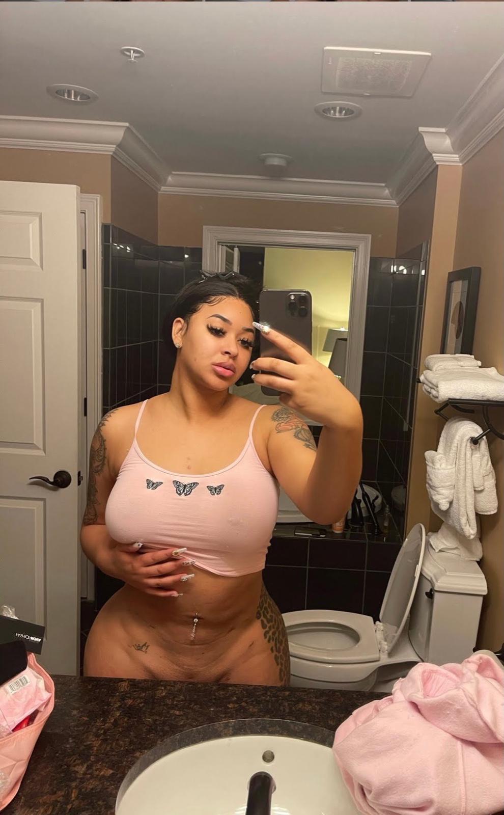 I’m down to fuck you so good🍆💦 I’m down to fuck you so good🍆💦