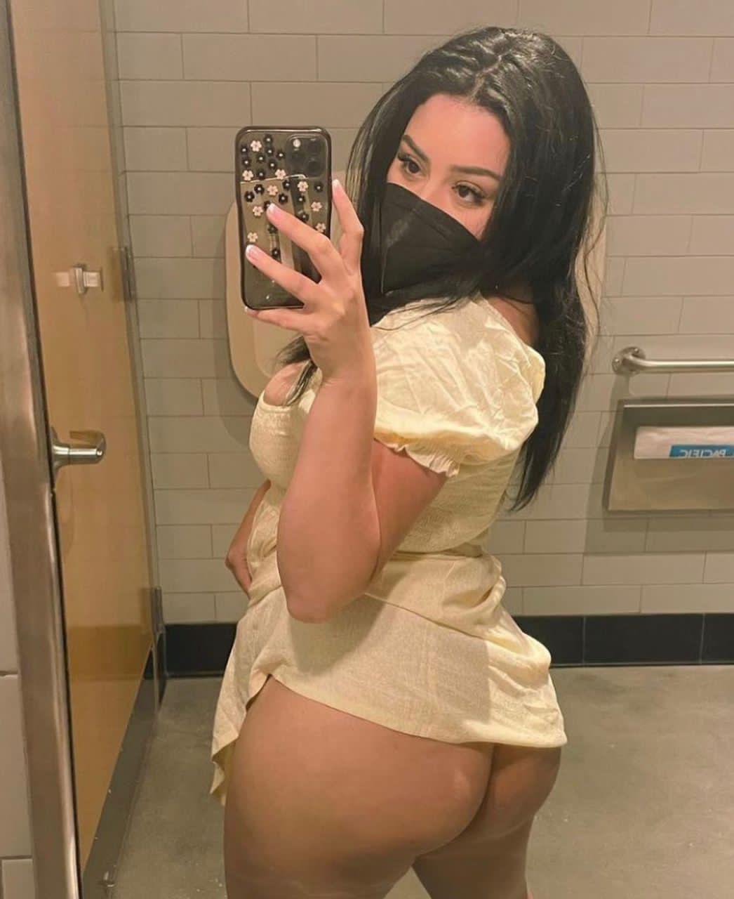 Available for Hookup My service includes 69 sex with condom or no condom🍆🍑💦 Available for Hookup My service includes 69 sex with condom or no condom🍆🍑💦