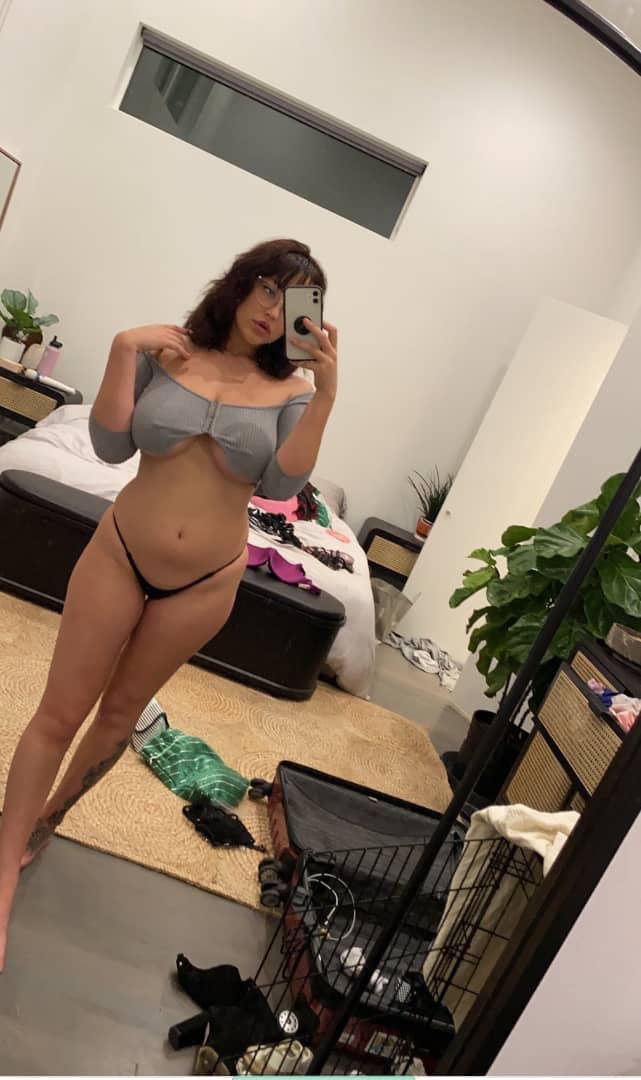 Sex hook up and car date Sex hook up and car date