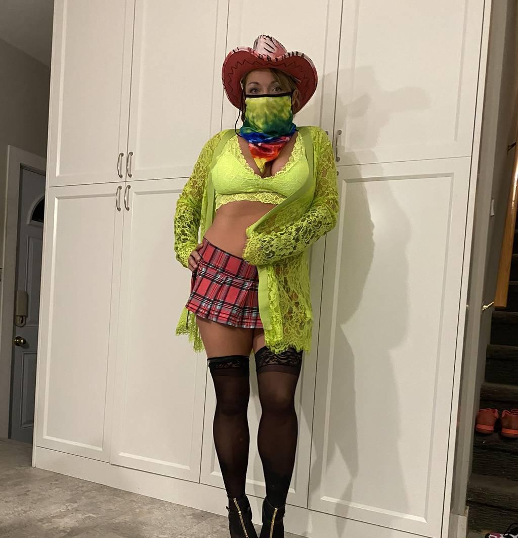 SENSATIONAL SERENA, Winnipeg's Professional Companion SENSATIONAL SERENA, Winnipeg's Professional Companion