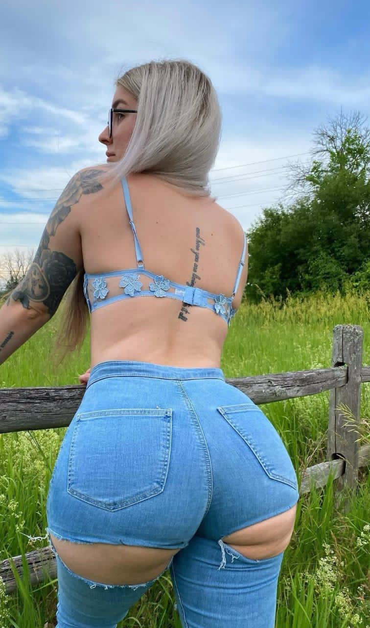 ESCORT AVAILABLE FOR HOOKUP💥💫 ESCORT AVAILABLE FOR HOOKUP💥💫