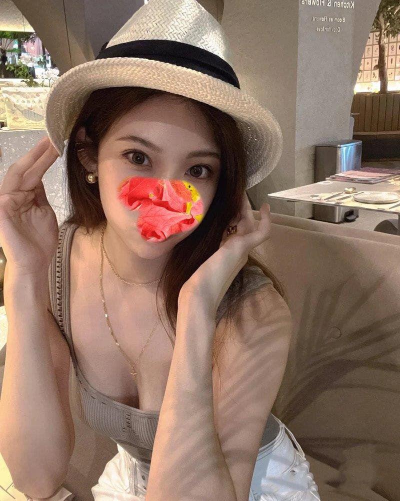 Super sexy Singapore slut, Model body💋touring Perth till 4th December Super sexy Singapore slut, Model body💋touring Perth till 4th December