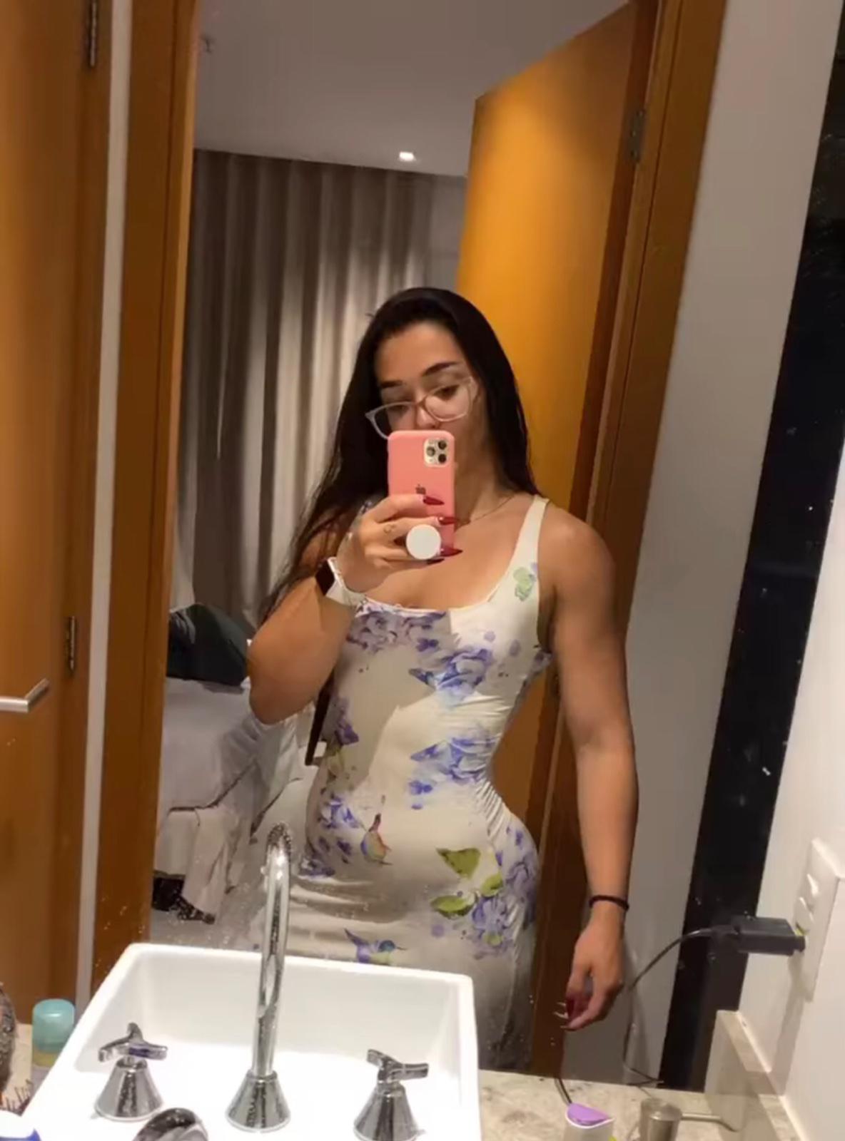 I'M AVAILABLE FOR BOTH INCALL AND OUTCALL SERVICE I'M AVAILABLE FOR BOTH INCALL AND OUTCALL SERVICE