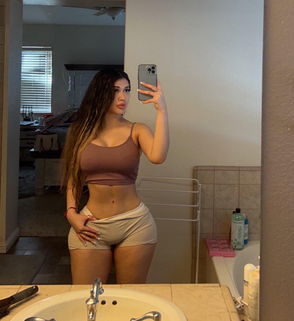 - I only work and invite noble men and couples for fun - I only work and invite noble men and couples for fun