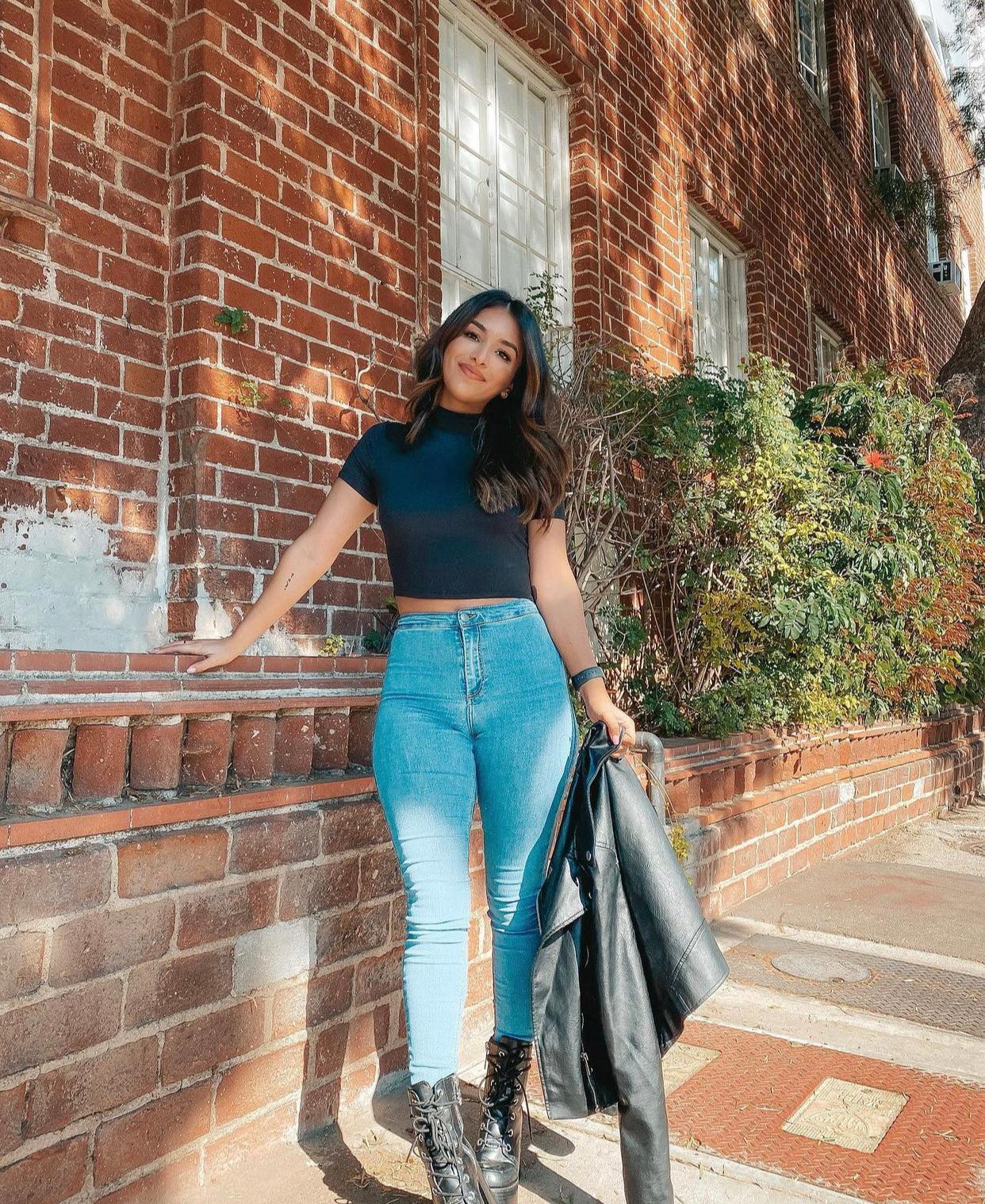 I'M AVAILABLE FOR BOTH INCALL AND OUTCALL SERVICE I'M AVAILABLE FOR BOTH INCALL AND OUTCALL SERVICE