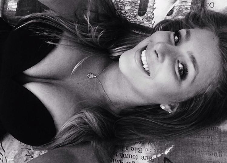Hook up anyone? Hook up anyone?