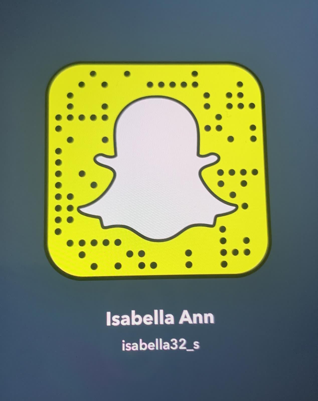 I'M AVAILABLE FOR BOTH COUPLES AND SINGLES, AND I OFFER STUNNING SERVICES , HIT I'M AVAILABLE FOR BOTH COUPLES AND SINGLES, AND I OFFER STUNNING SERVICES , HIT