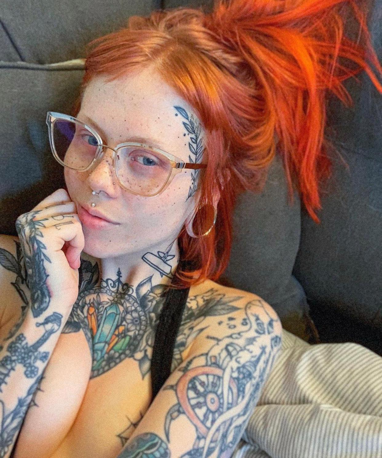 Naughty Lisa here to pleasure π₯΅π₯΅ππ₯΅π₯΅ Naughty Lisa here to pleasure π₯΅π₯΅ππ₯΅π₯΅