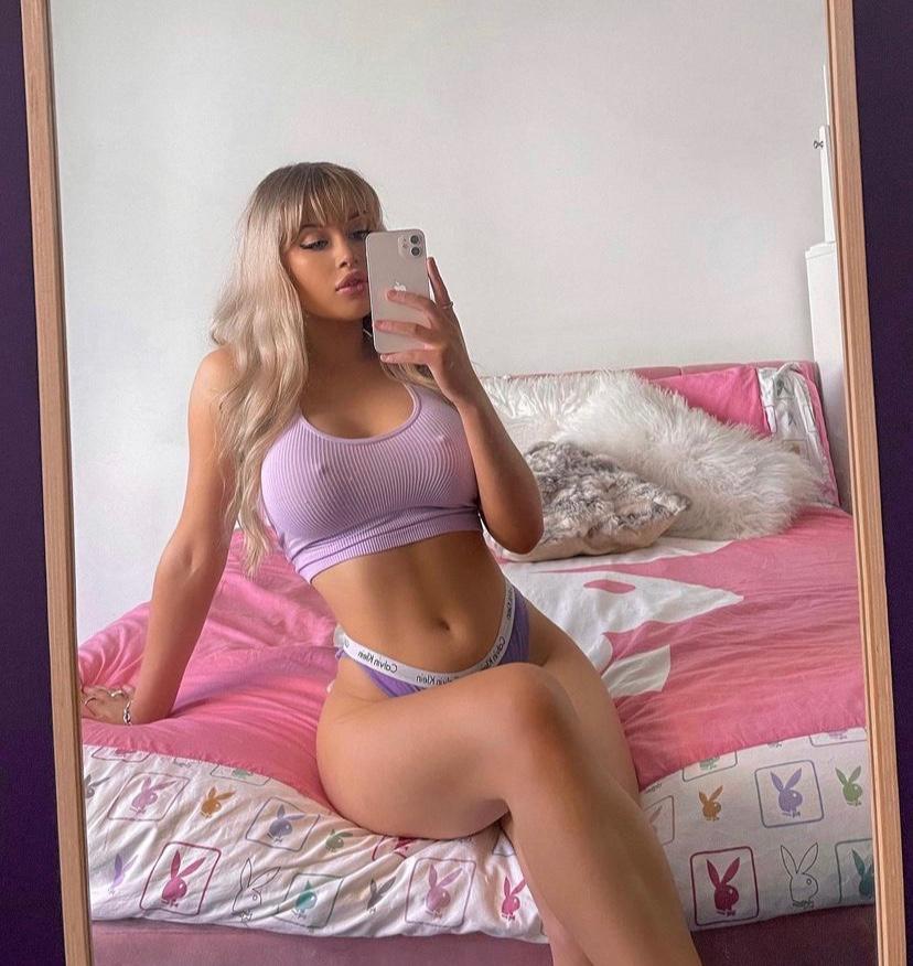 Iโm available for hook up ๐ ready to serve with unforgettable experience Iโm available for hook up ๐ ready to serve with unforgettable experience