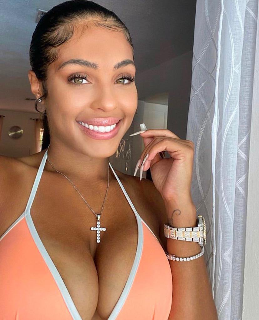 Hey guy Iβm available for hookups Call me π€π
π₯° Hey guy Iβm available for hookups Call me π€π
π₯°