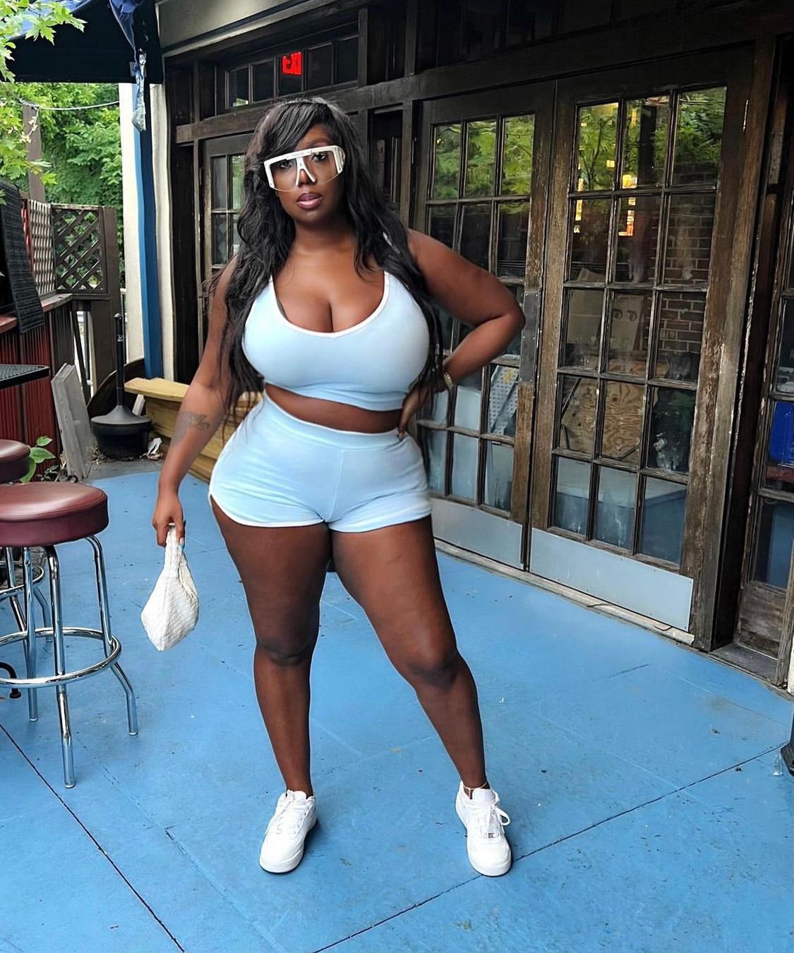 ππIβm available letβs have a good time ππ ππIβm available letβs have a good time ππ