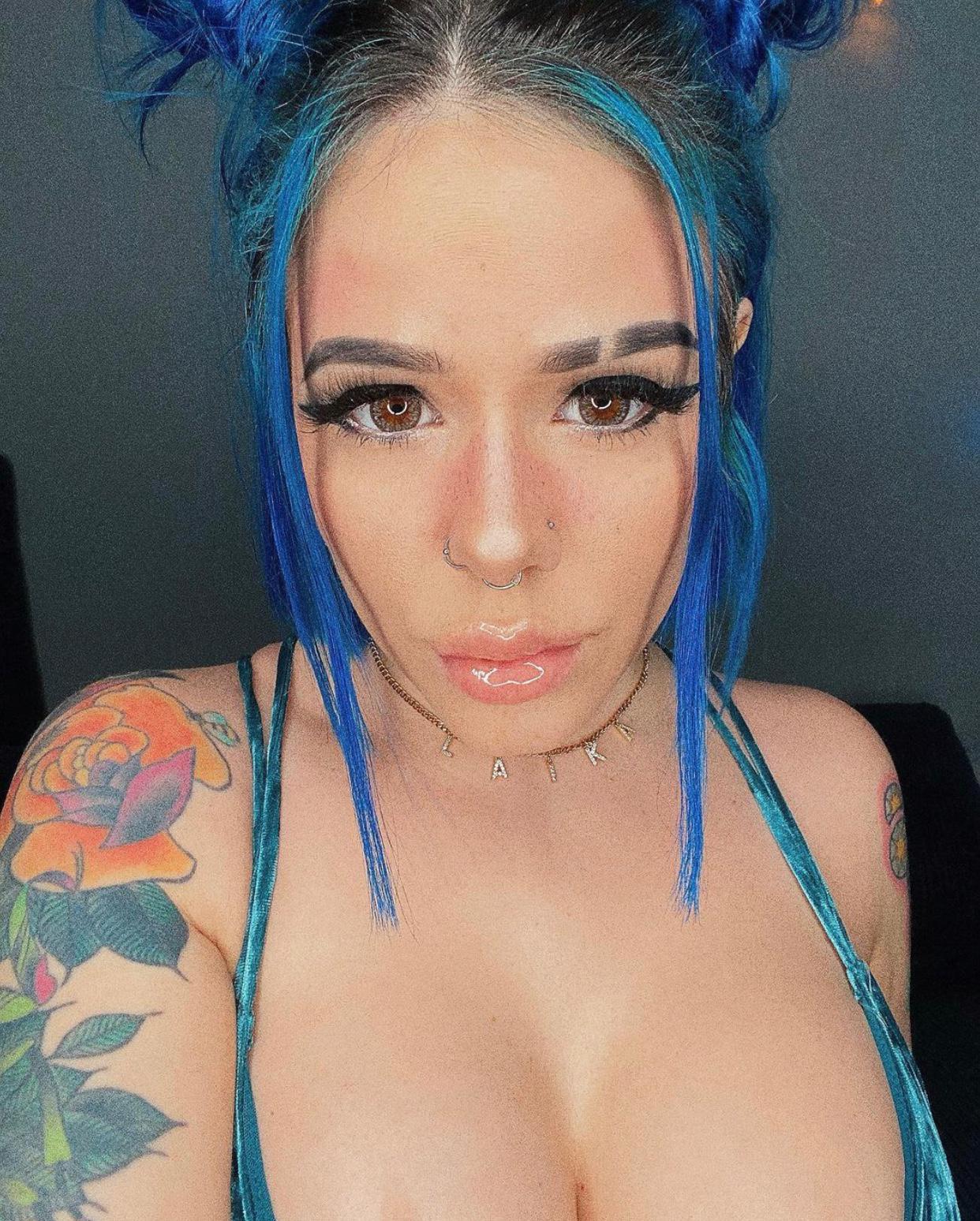 I love sucking and deepthroating ducks and I also swallow loads I love sucking and deepthroating ducks and I also swallow loads