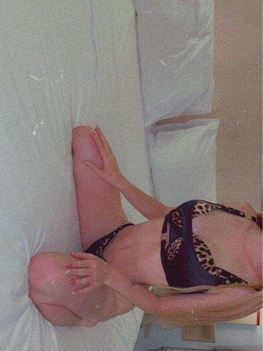 MISS AVINA FOX MISS AVINA FOX