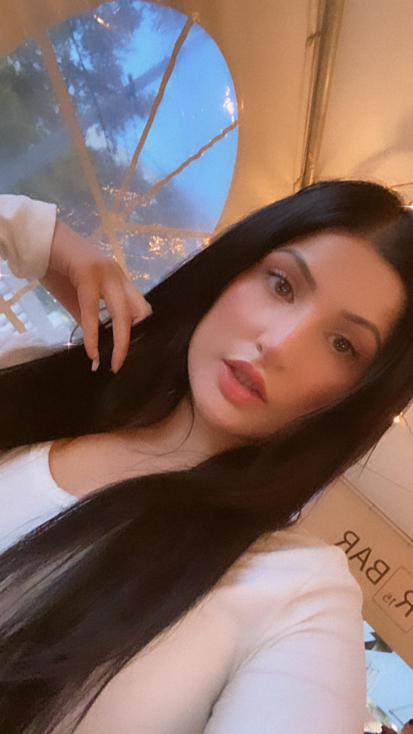LUXURY Petite Girl LUXURY Petite Girl