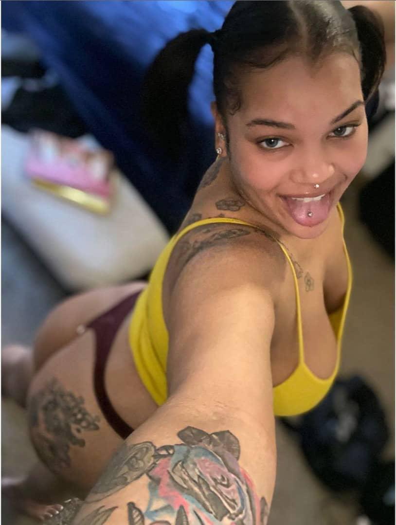 Escort available for hookup Escort available for hookup