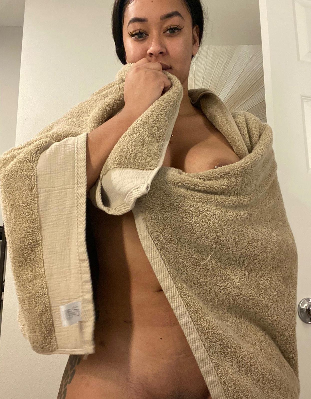 I’m down to fuck you so good🍆💦 I’m down to fuck you so good🍆💦