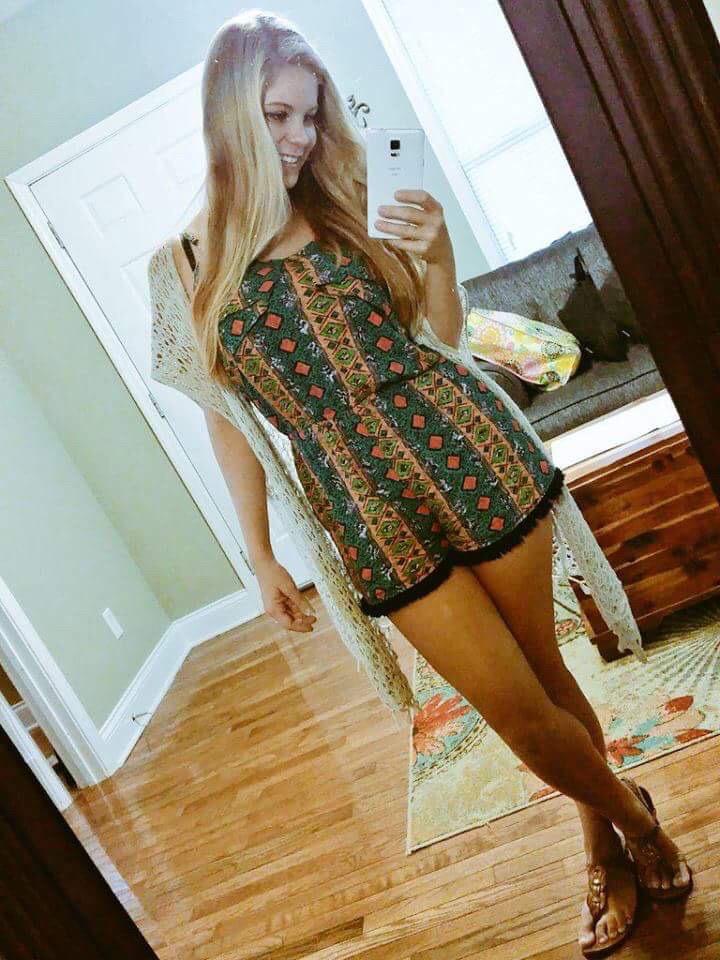 I’m down for hook up and sex .. my snap chat .. Melissakeit2718 I’m down for hook up and sex .. my snap chat .. Melissakeit2718