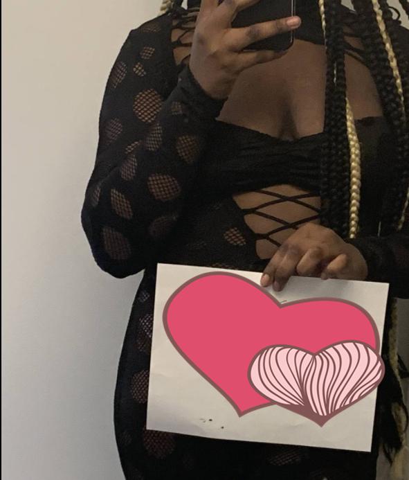 EBONY PLAYMATE EBONY PLAYMATE