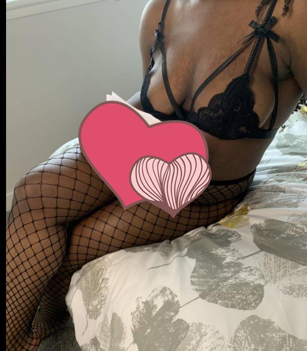 EBONY PLAYMATE EBONY PLAYMATE