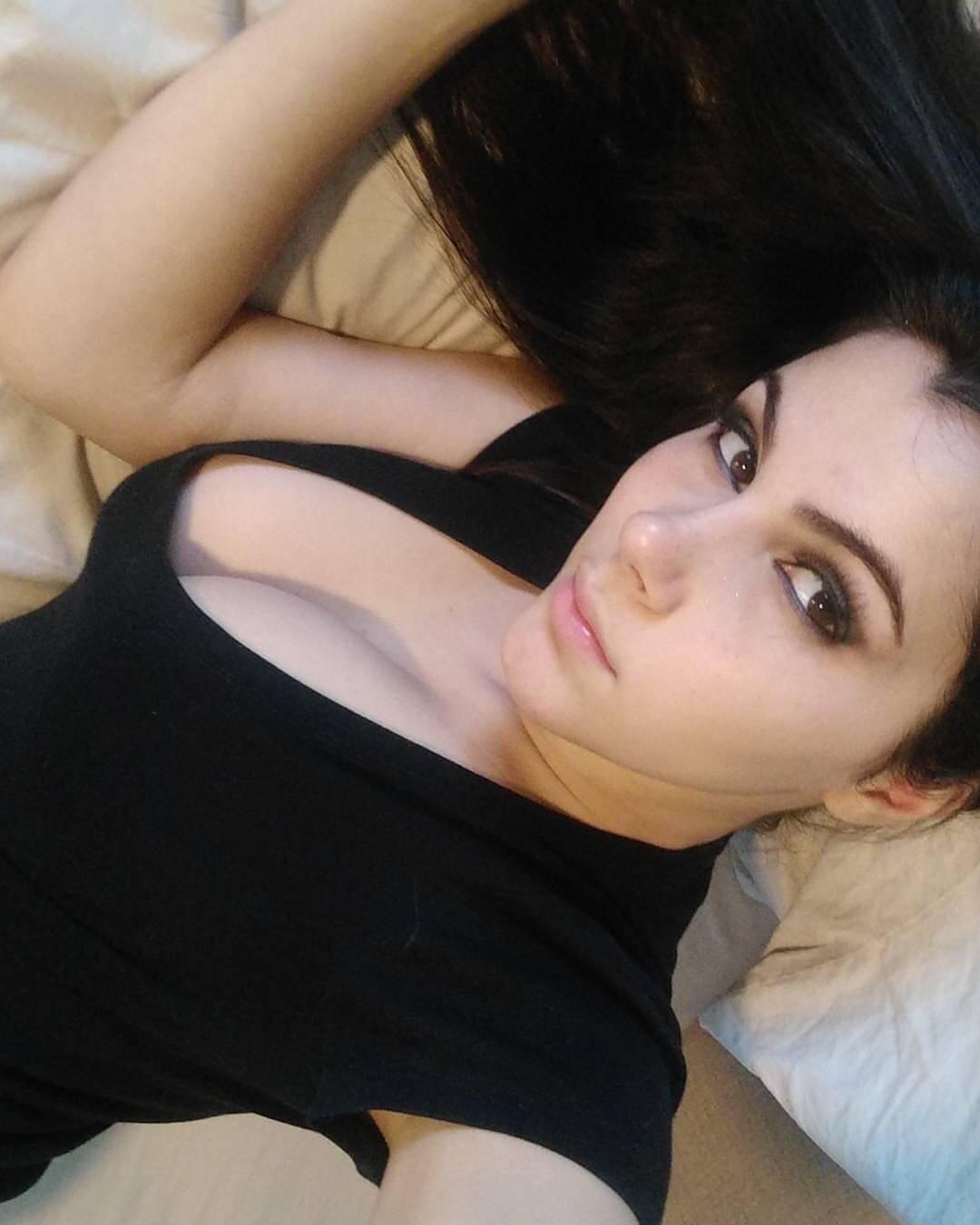 IM AVAILABLE FOR BOTH INCALL AND OUTCALL SERVICE IM AVAILABLE FOR BOTH INCALL AND OUTCALL SERVICE