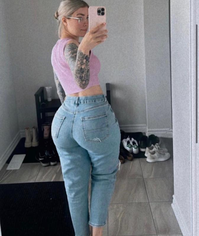 AM AVAILABLE FOR MAXIMUM PLEASURE