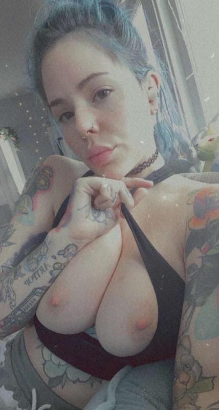 Sex Hookup. Available now 🥰