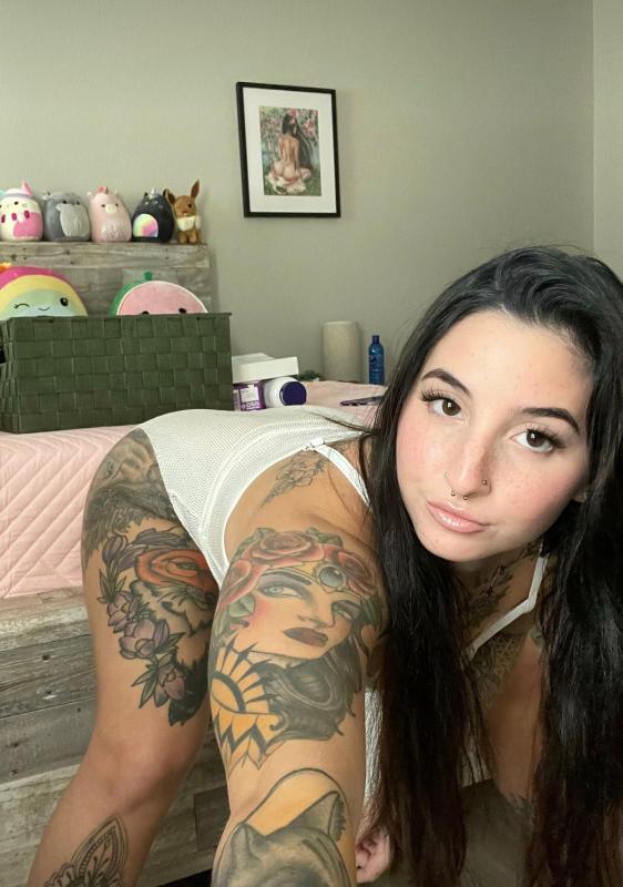 HOOKUP SEX AND SELL DRUGS🍑🍑🍑😘😘😘