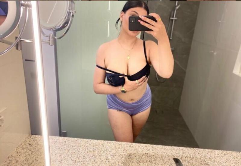 HOOKUP SEX AVAILABLE NOW 🍆 👅 💦 +1 (424) 220 8234