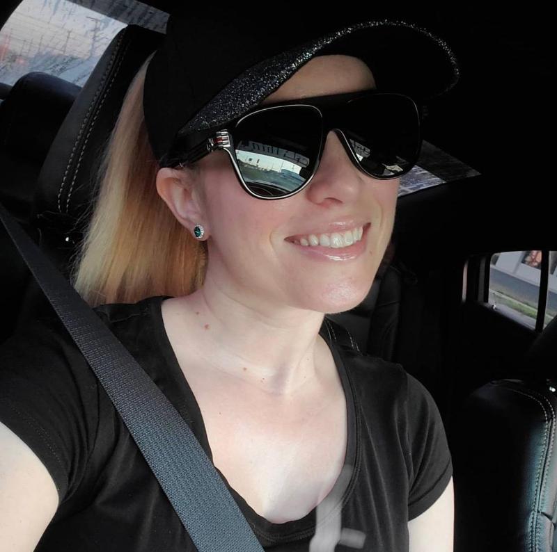 ESCORT HMU. (610) 421-9166.