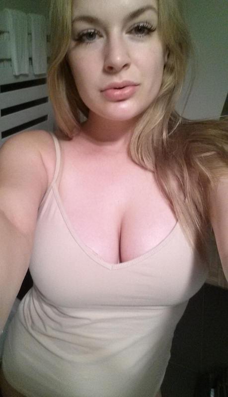 🔥🔥Blonde baby wanna have fun, let's get hooked up or what you say?💦