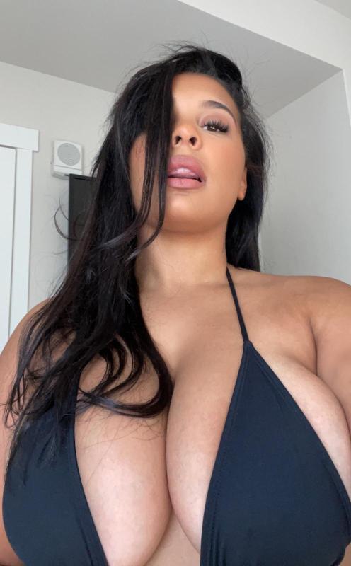 Hey baby, come check out some real company here 🥰😏 💦