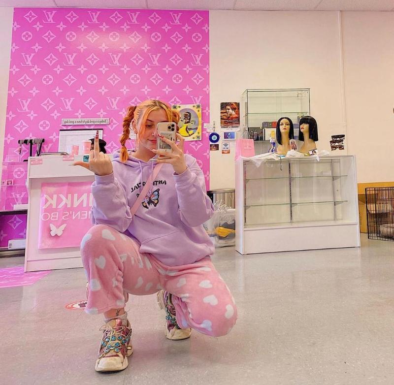 Down to fuck (515) 207-0863💦💦💦