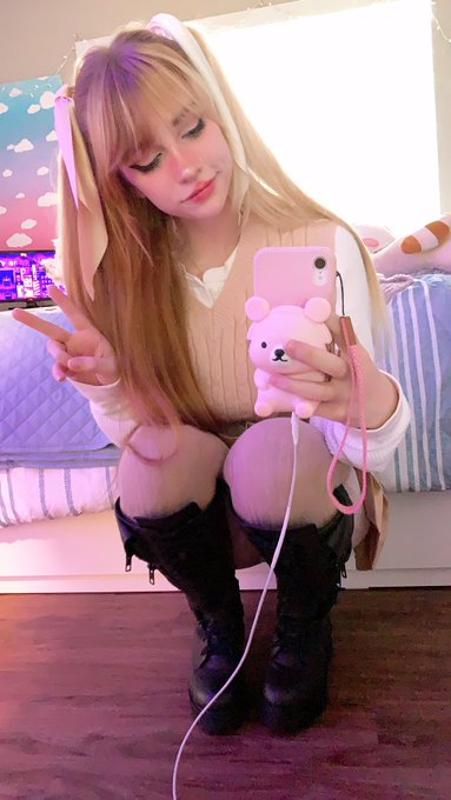 SWEET👅DISCREET 🍑AND RELAXING MOMENTS💦 🍆 WITH DISCOUNT RATE 💯🌟..I’M AVAILABLE 😍