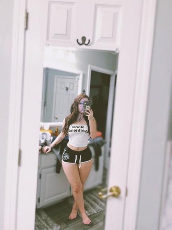 “Feel the Thrill of Erotica with Vanessa”