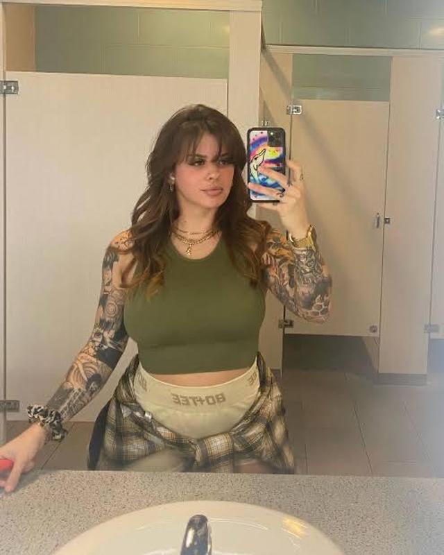 I’m available for hook up and all fetish