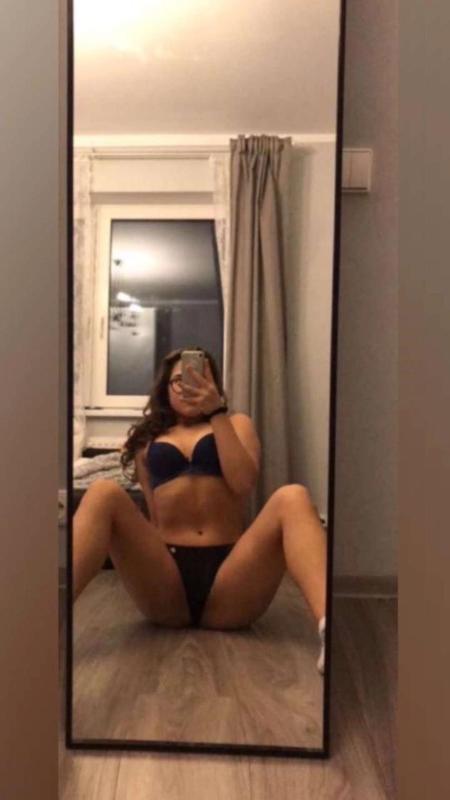 SATISFACTION AND FUN❤️👅👄I will give you my full Handjob,🍆Bj