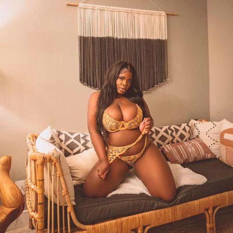 Super busty Kinky ebony companion
