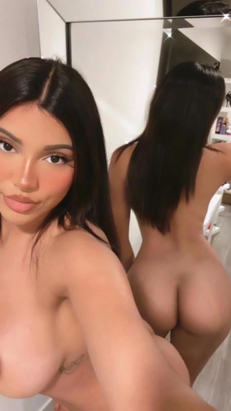 Available for hookup 💦🍆🍑