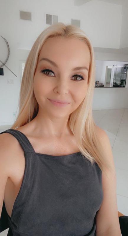 Let’s get nerdy 🫦and do naughty stuff 👅