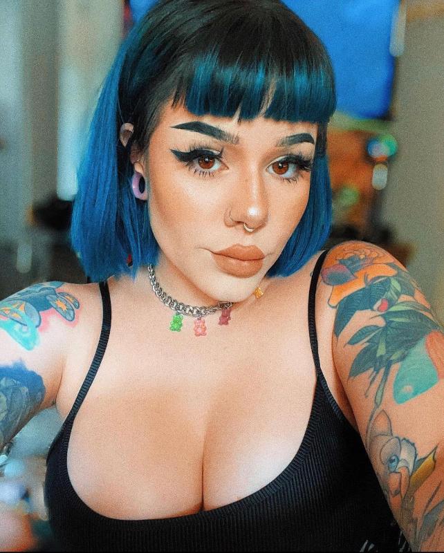 Down to fuck 👅🍆💦