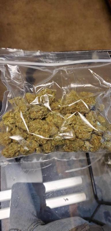 HOOK UP AVAILABLE 💜🥰