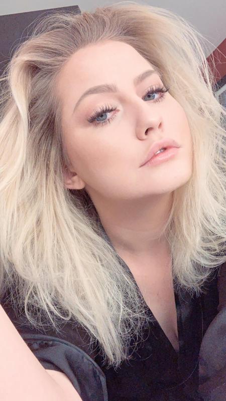 Tight and wet pu$$y 👄Need Rough Sexx ✨•❤️