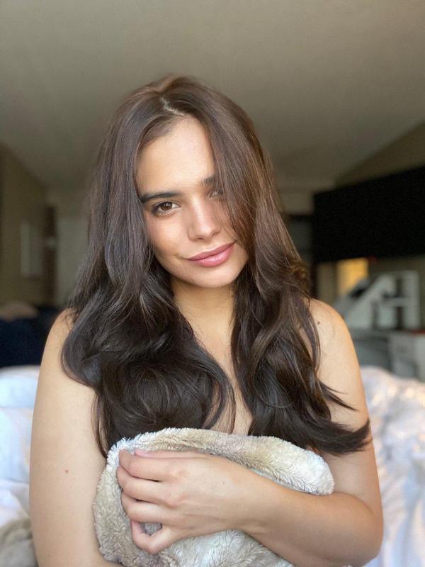 AVAILABLE FOR HOOKUPS 🍑🍑🍑💦💦🍆🍆🍆