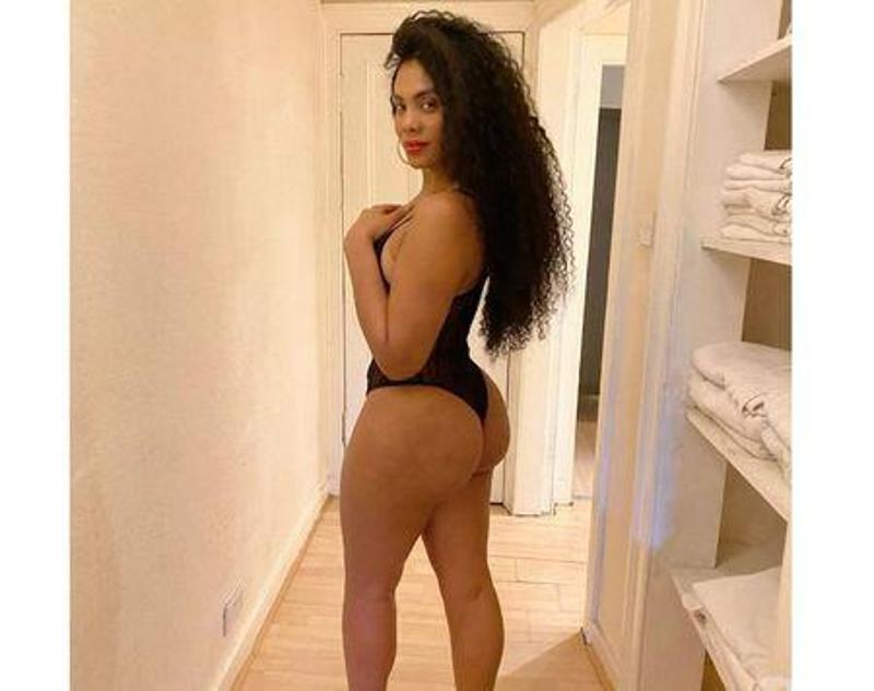 Hot and sexy Latin girl massage and more... 😋🤪😘