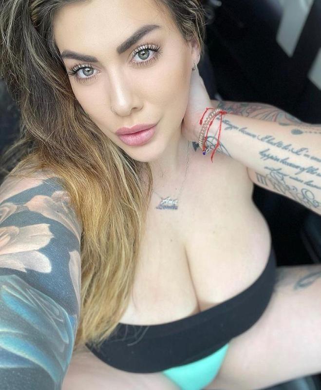I’m available for hookup babe 🍆🍑