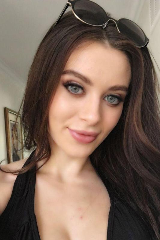 HEY GUYS, I’M HORNY I WANT MY P***SY EATING RIGHT NOW, TEXT ME (541) 897-7198