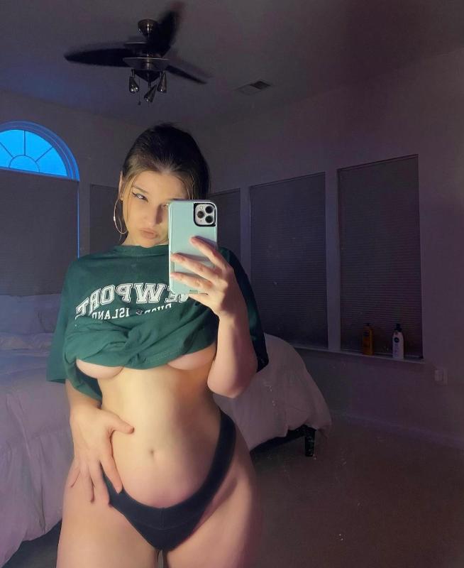 HMU on Snap :Florastone012 let Hookup or text +1 408 686-9519