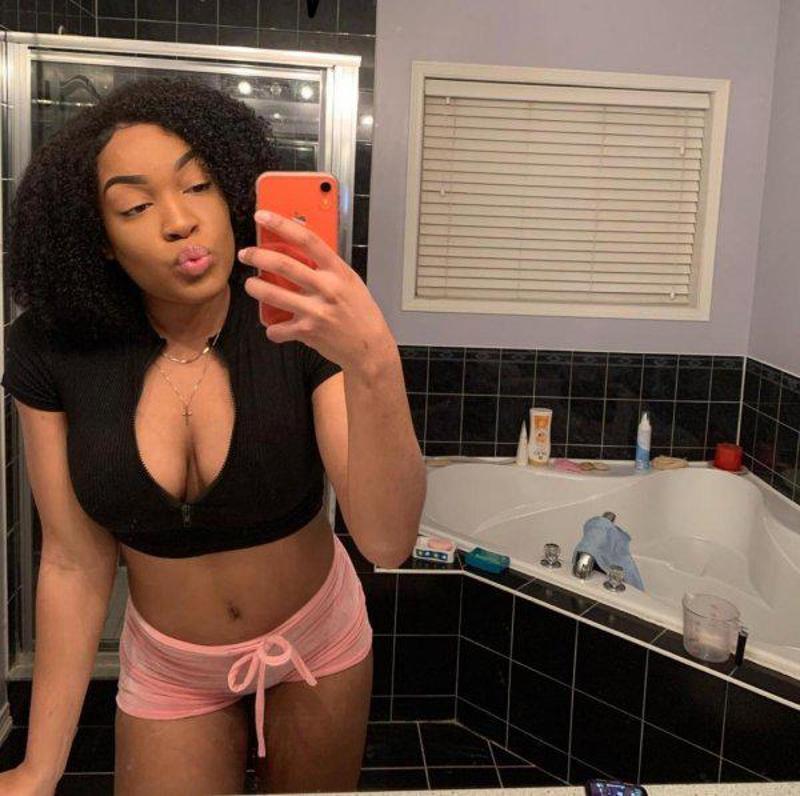 I’m available for incall and outcall text 6692457540