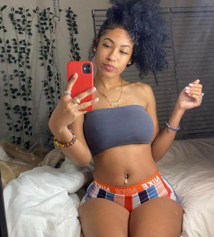 Text/Call 2606327540 Erotic sexy juicy and most wanted chic Snapchat:- Ginna_