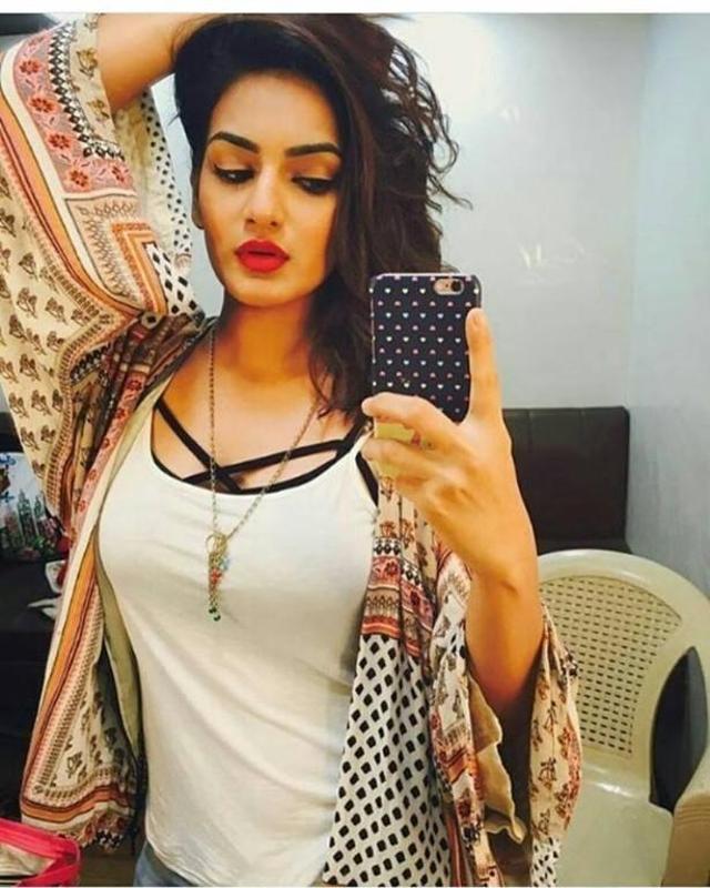 Escort~Call Girl In //Kirti Nagar // ❤彡//8743O68587//彡❤ Door Step Female Escort Service NCR...